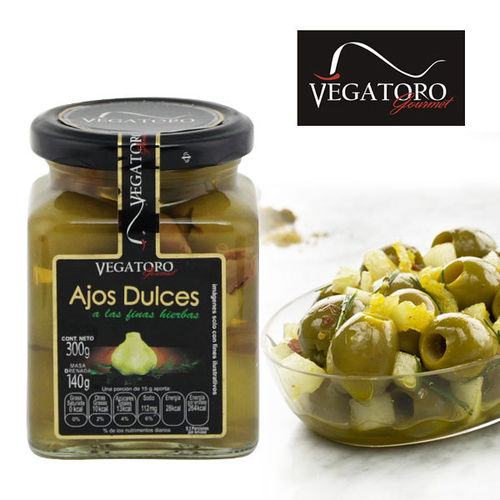 Grüne Oliven VEGATORO gefüllt mit süßem Knoblauch